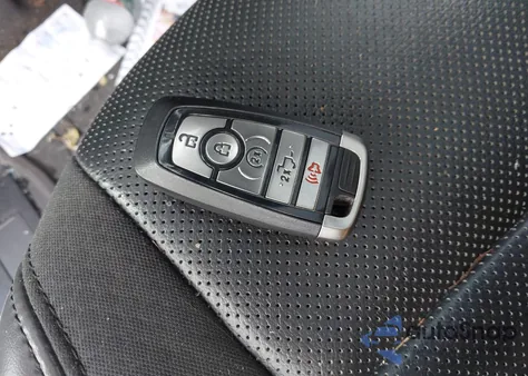 2019 Ford F-150 Raptor z USA, uszkodzony, nr VIN 1FTFW1RG6KFC94955